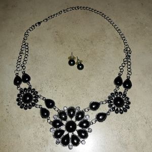 Statement Flower Necklace Choker Bib Style GunMeta
